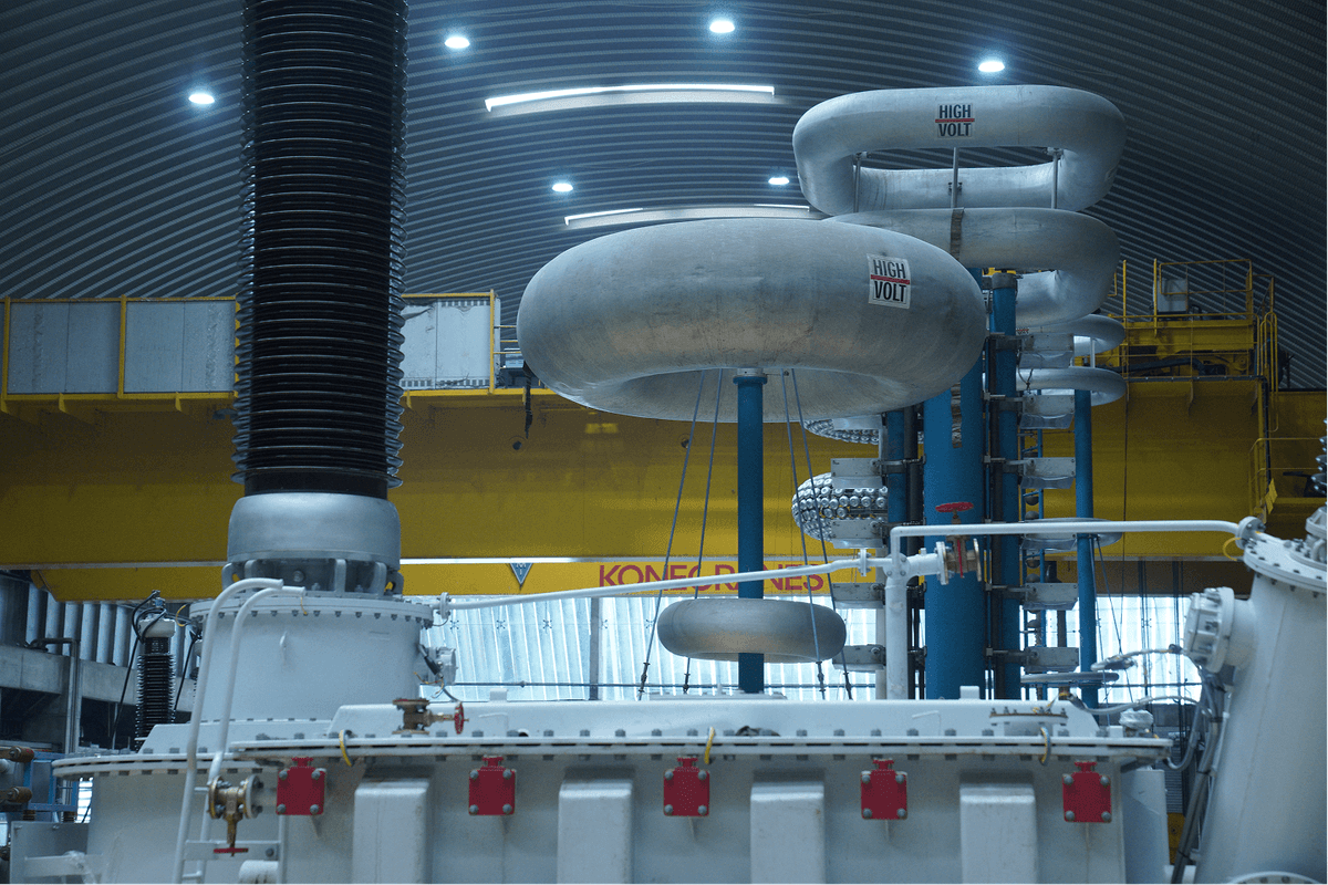 Trackside Traction Transformer